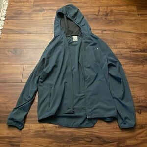 Vuori, men’s Outdoor Trainer shell, Large, color: lake